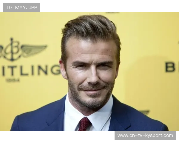 贝克汉姆配萨巴伦卡，这组合影太有氛围感了！，贝克汉姆在巴萨是几号