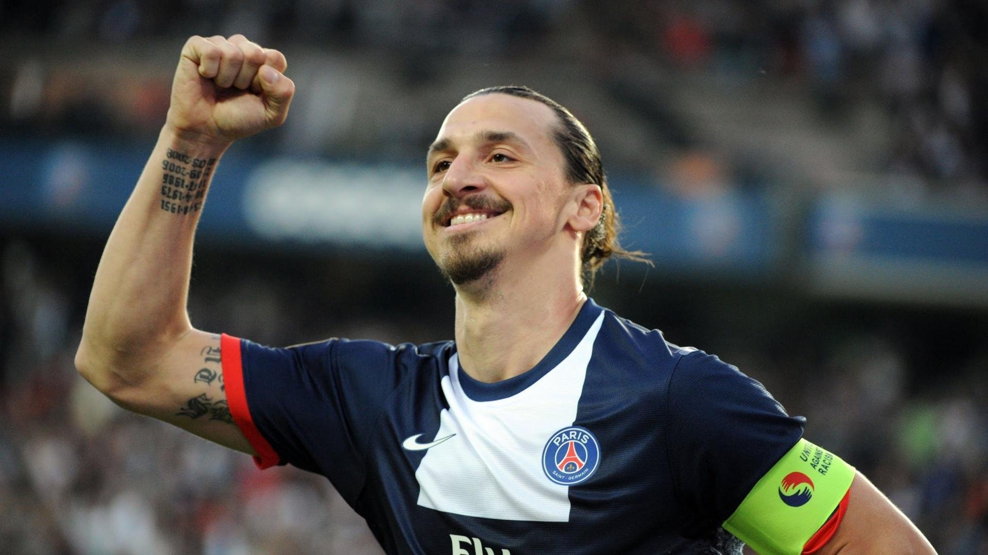 开云网页-足球规则解读：越位新规对英超比赛的影响，足球规则里的越位是什么意思